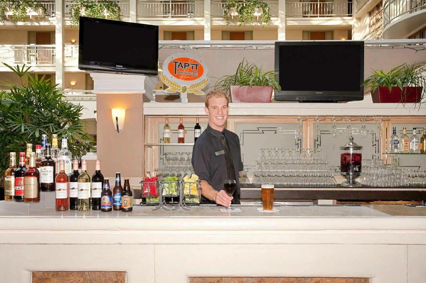 Embassy Suites San Luis Obispo Eksteriør bilde